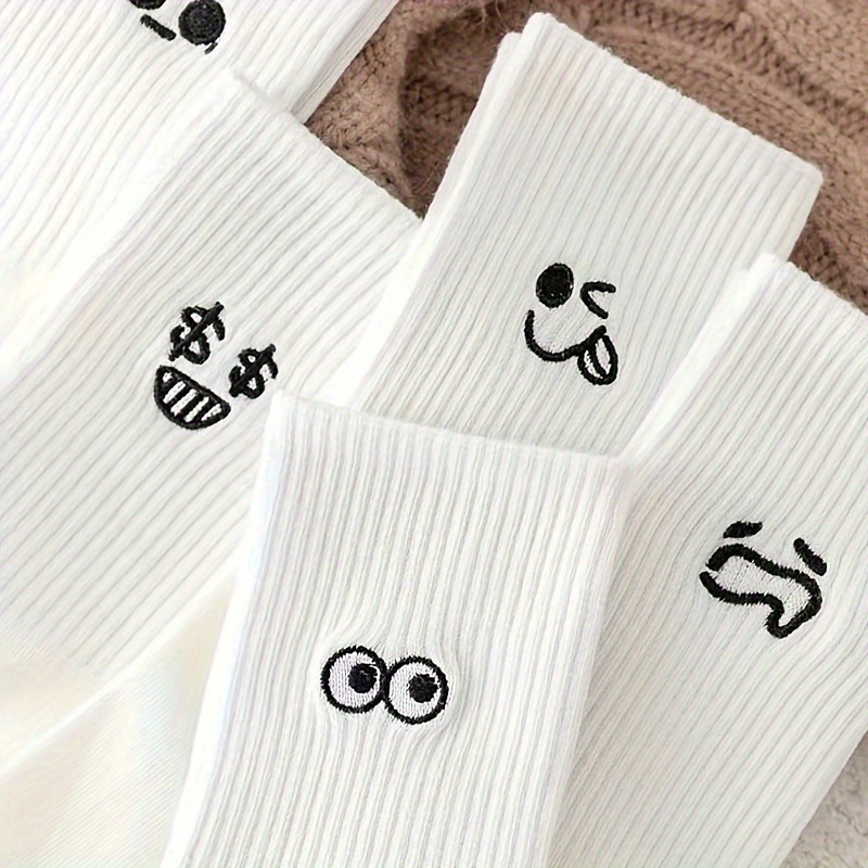5 Pairs of White Emoji Socks w - Women Formal Wear Designers のレビューと価格