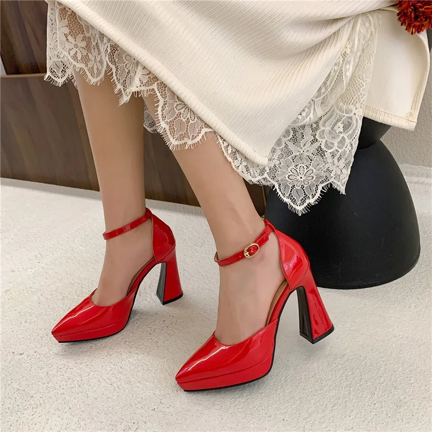Red Black Patent Leather Platf - Women'S Red Formal Wear のレビューと価格