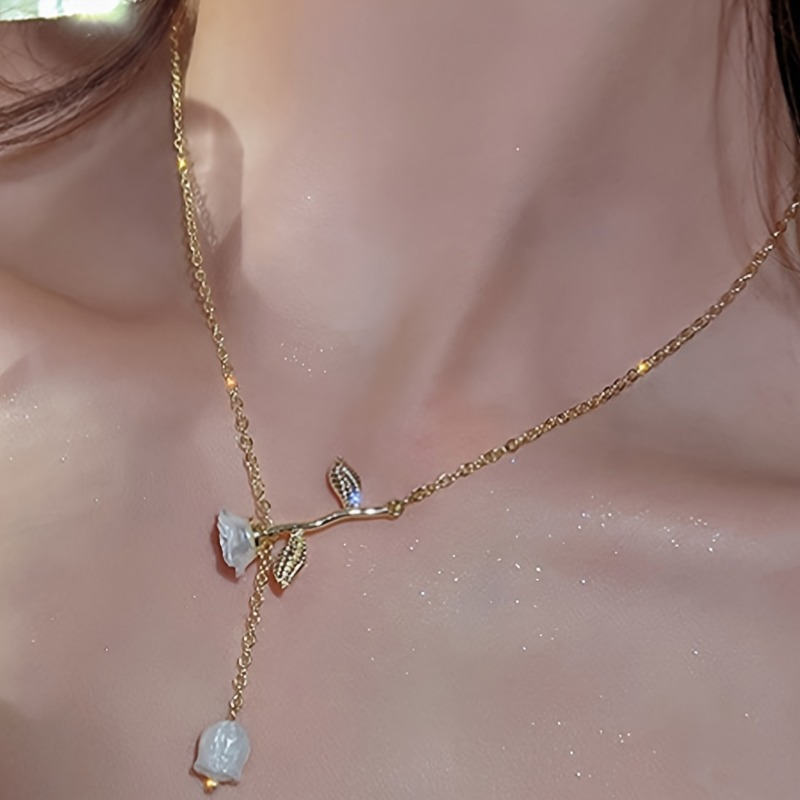 Women's Exquisite Floral Neckl - Women Formal Wear Designers のレビューと価格