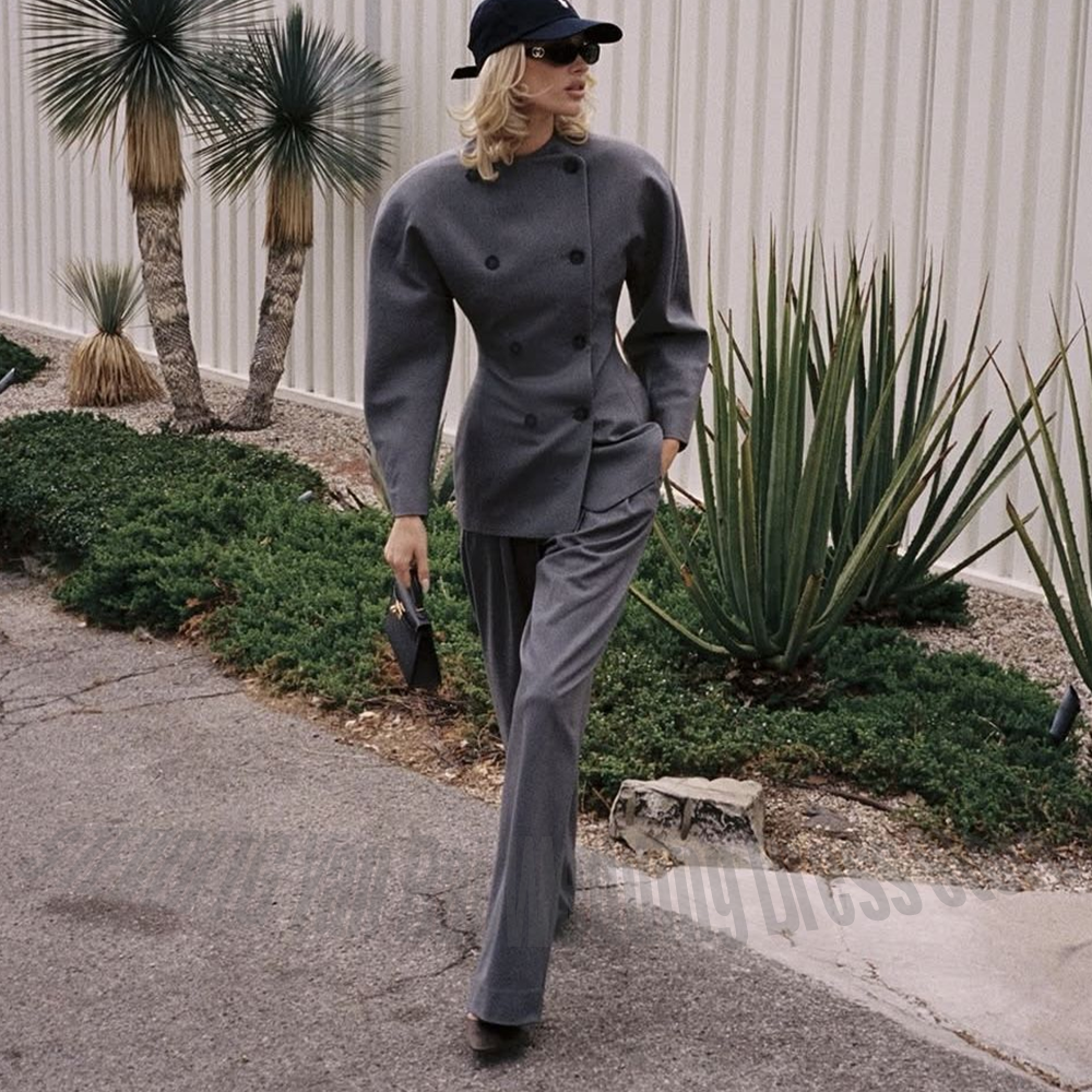 Classic Grey Women's Suit Set  - Women Formal Wear Blazers のレビューと価格