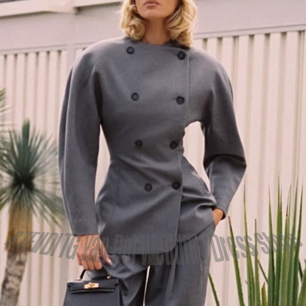 Classic Grey Women's Suit Set  - Women Formal Wear Blazers のレビューと価格