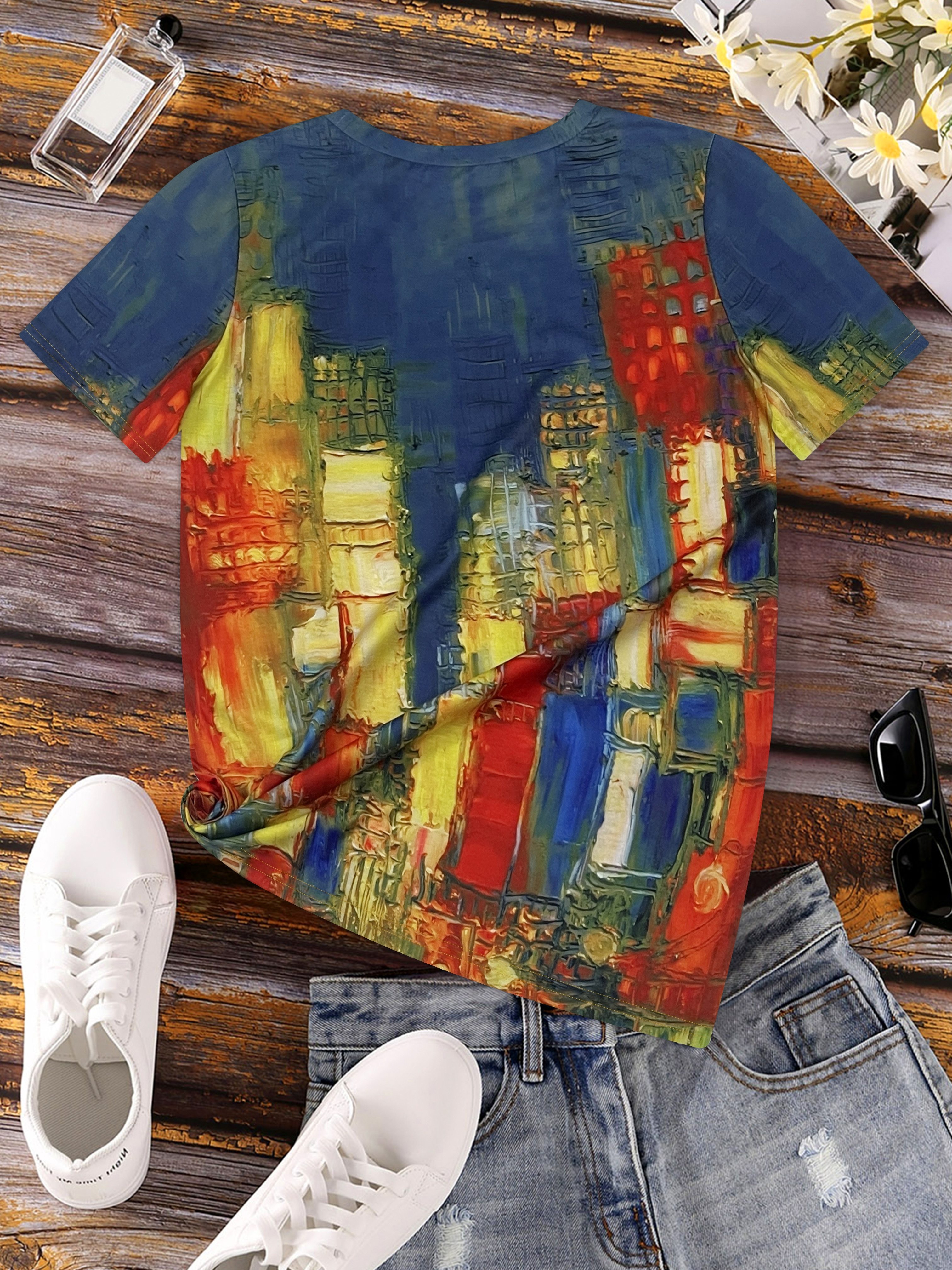 Vibrant Cityscape Women's Tee  - Women Formal Wear Designers のレビューと価格