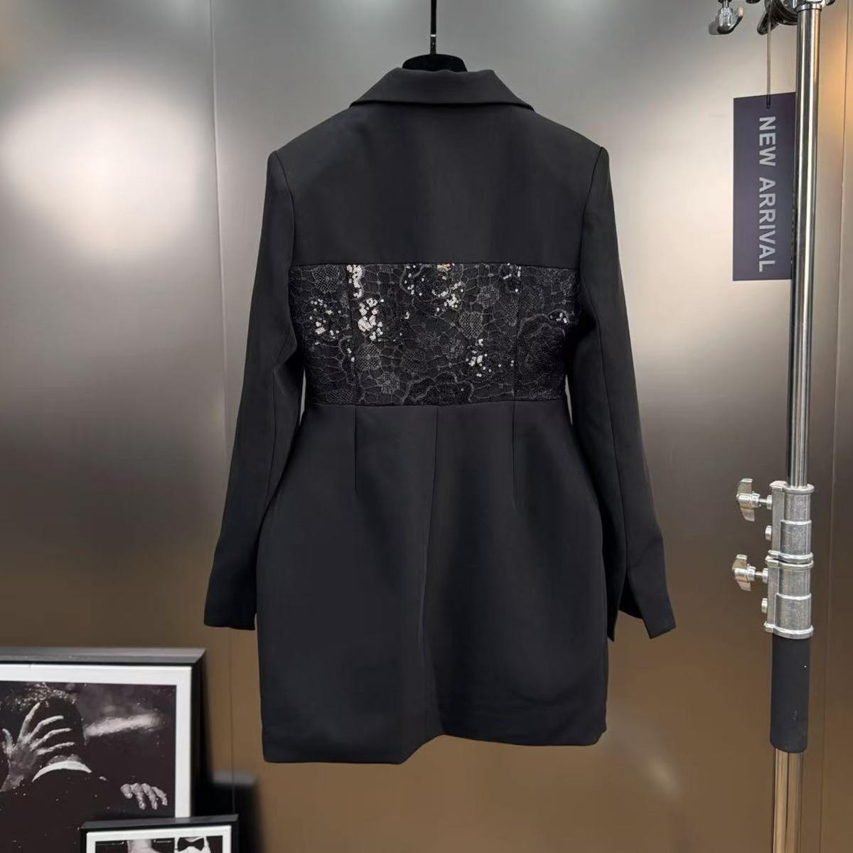 KT Elegant Lace Sequin Blazer  - Women Formal Party Wear Dress のレビューと価格